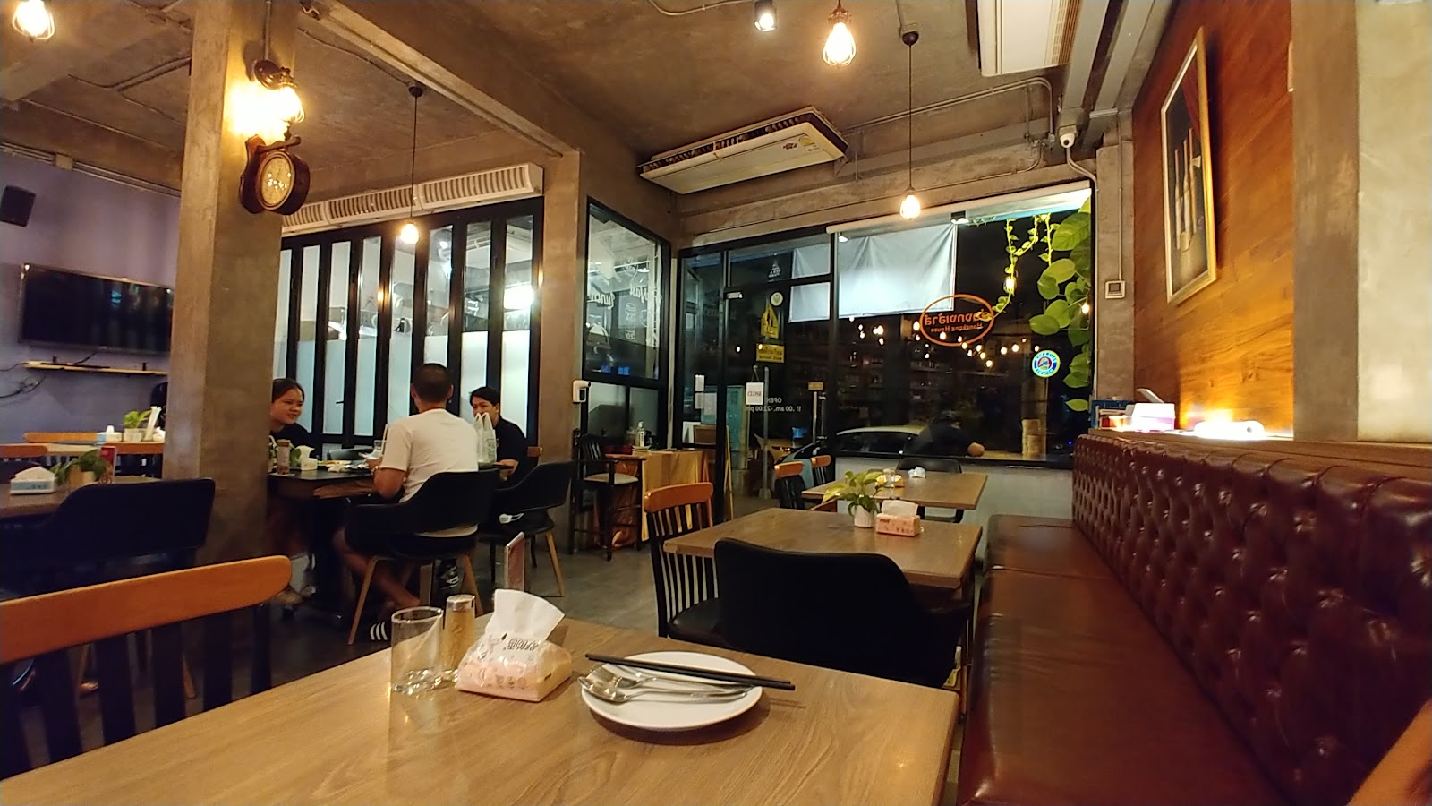 The House by Hong Kong House