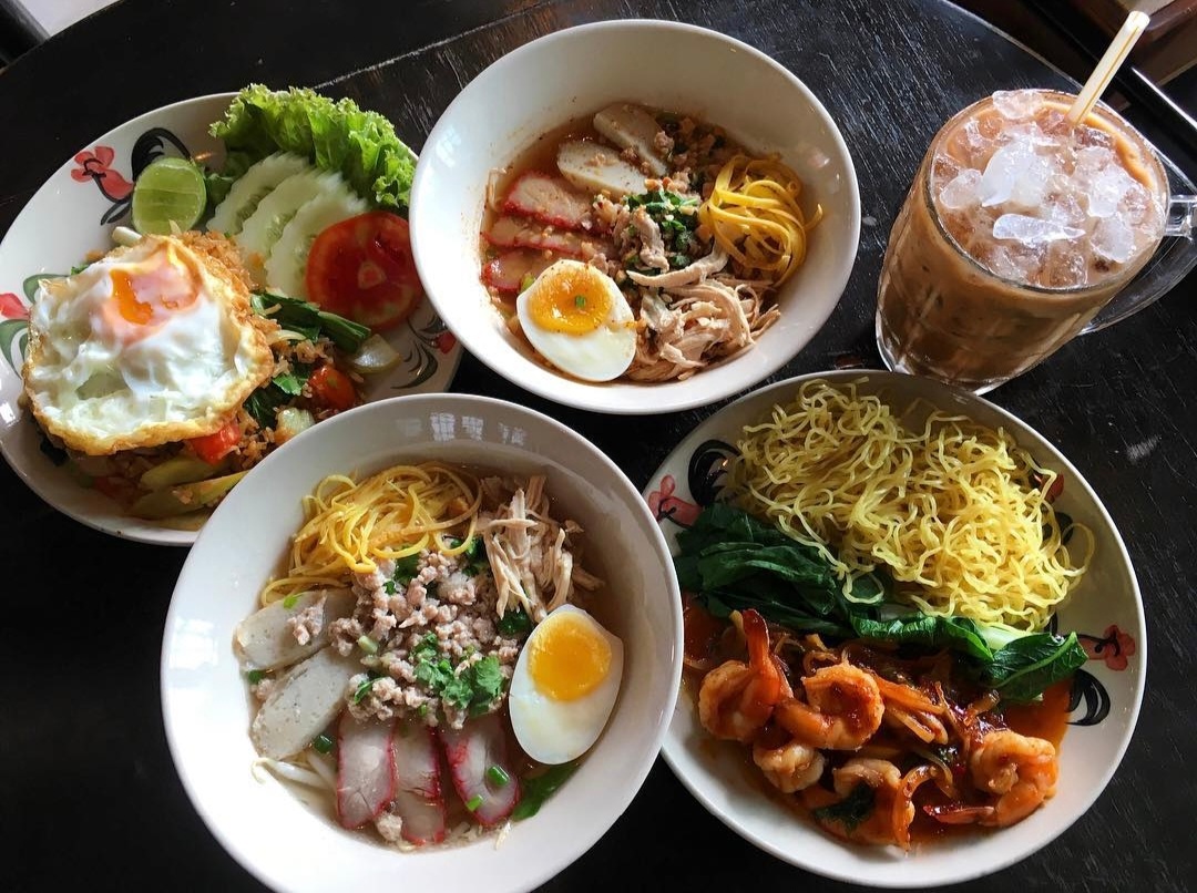 Kuay Tiew Kai Yong Yuk