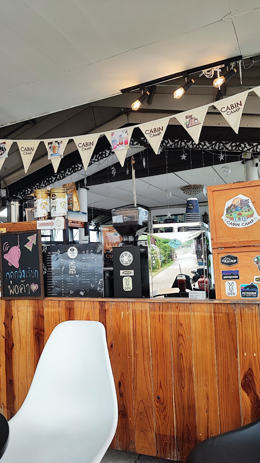 Cabin Cafe