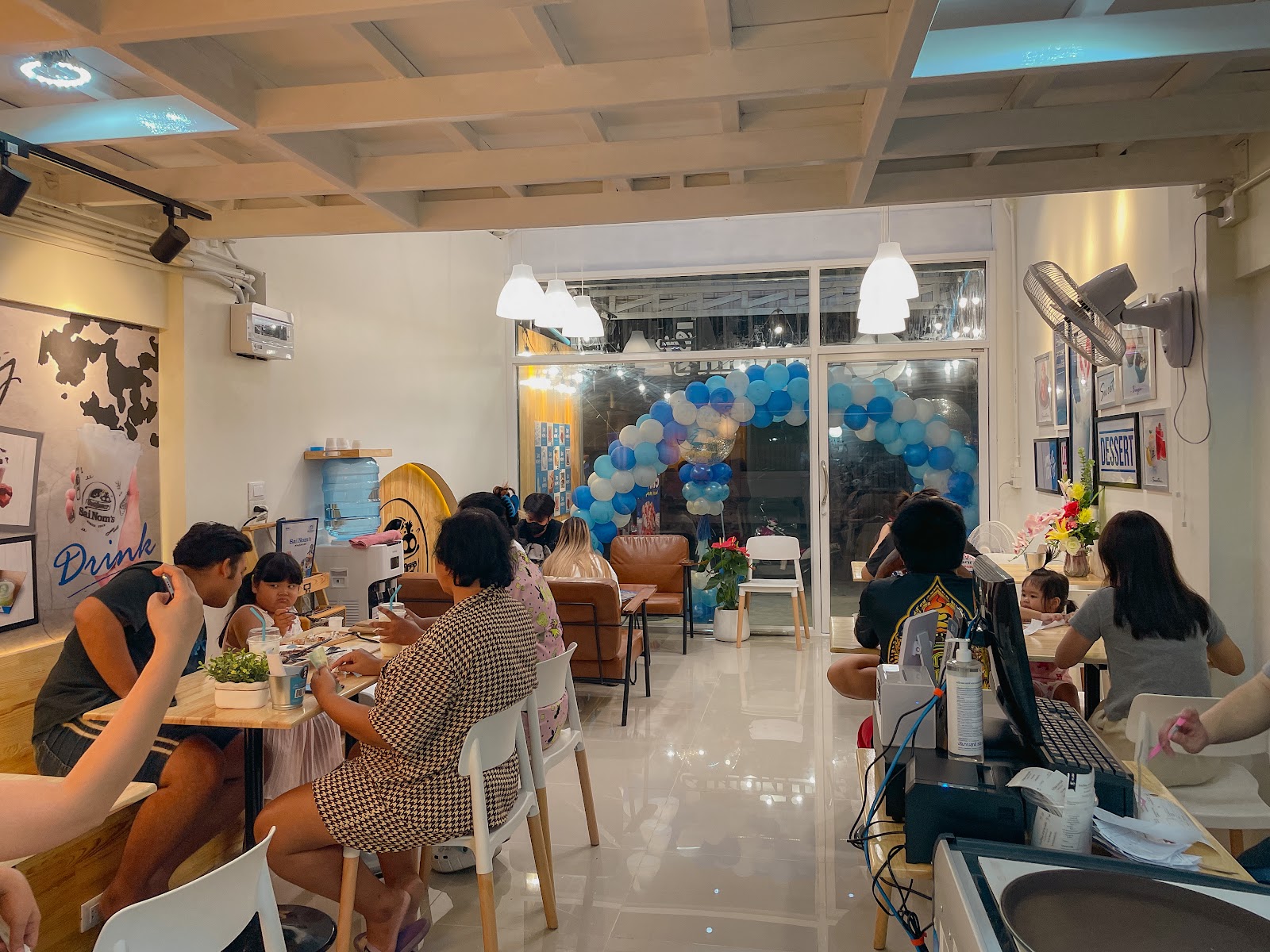 SaiNom’s Milk Shop (Suan Pak Branch)