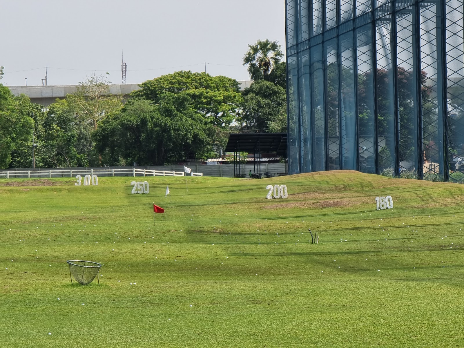 AC Driving Range