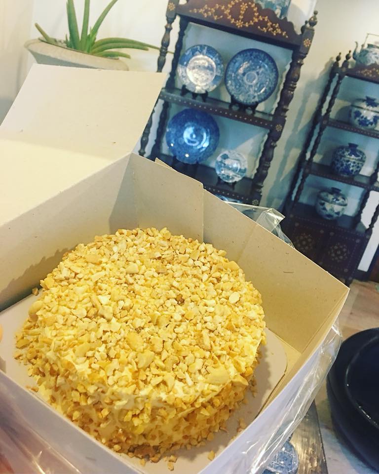 The first and only cake in Thailand: “San’s Rival”.
