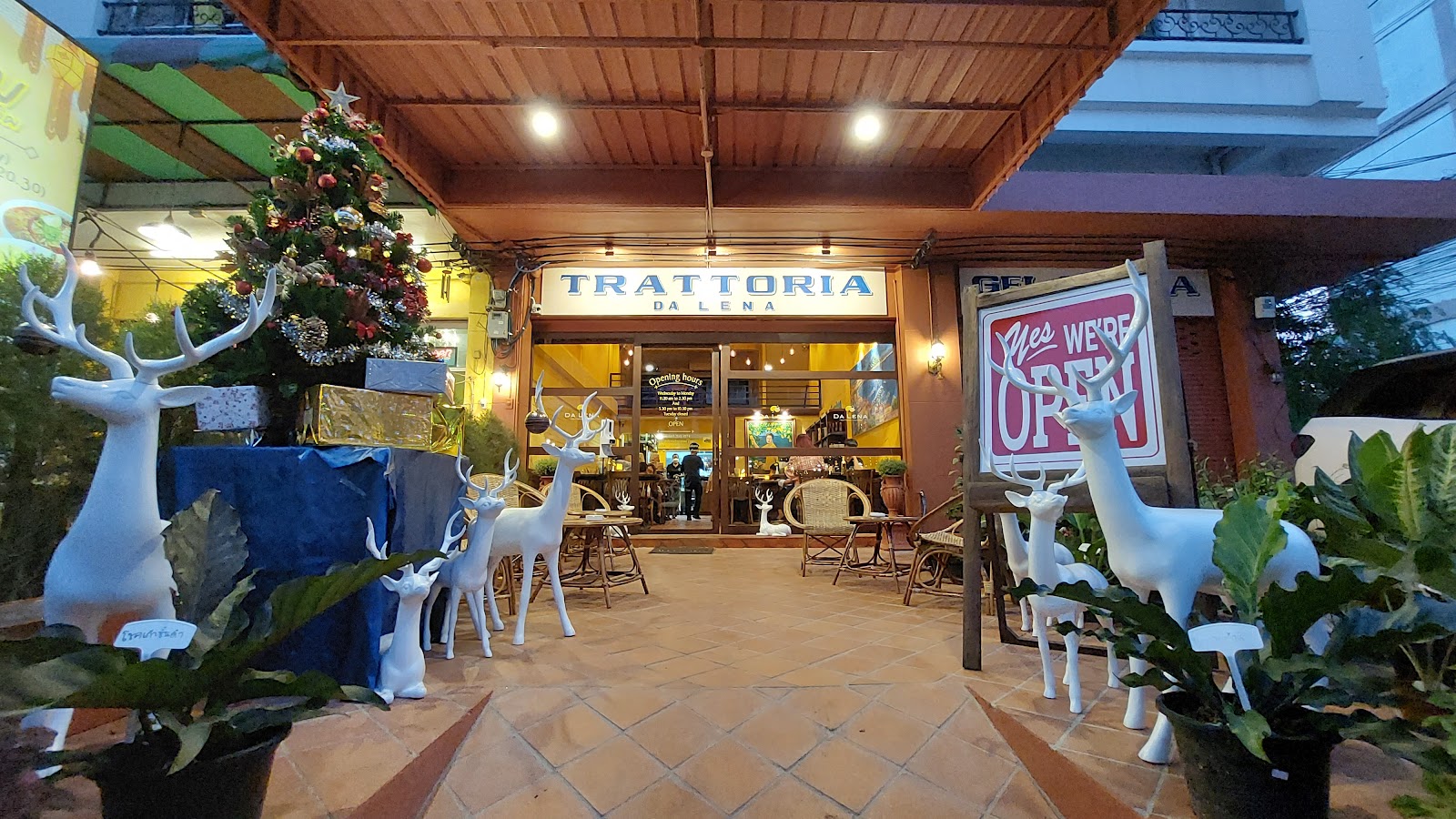 Da Lena Italian Trattoria
