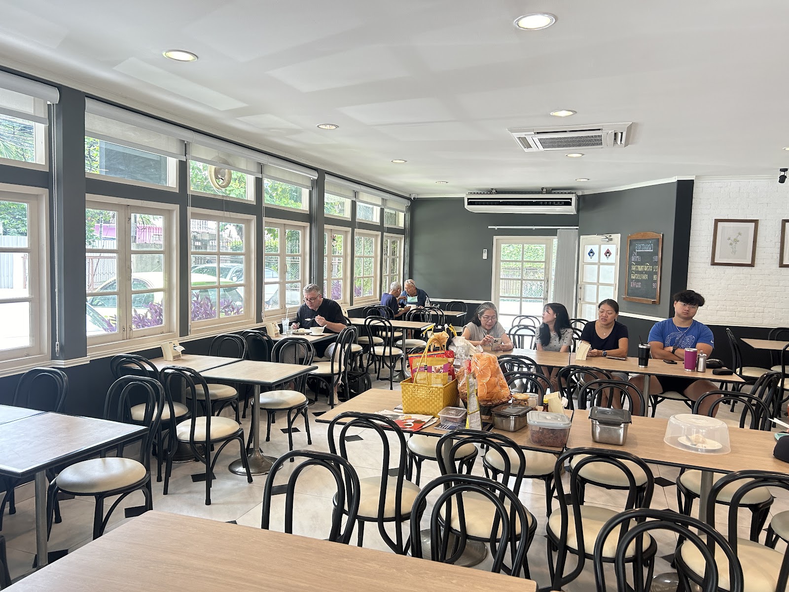 Thongtoey Restaurant