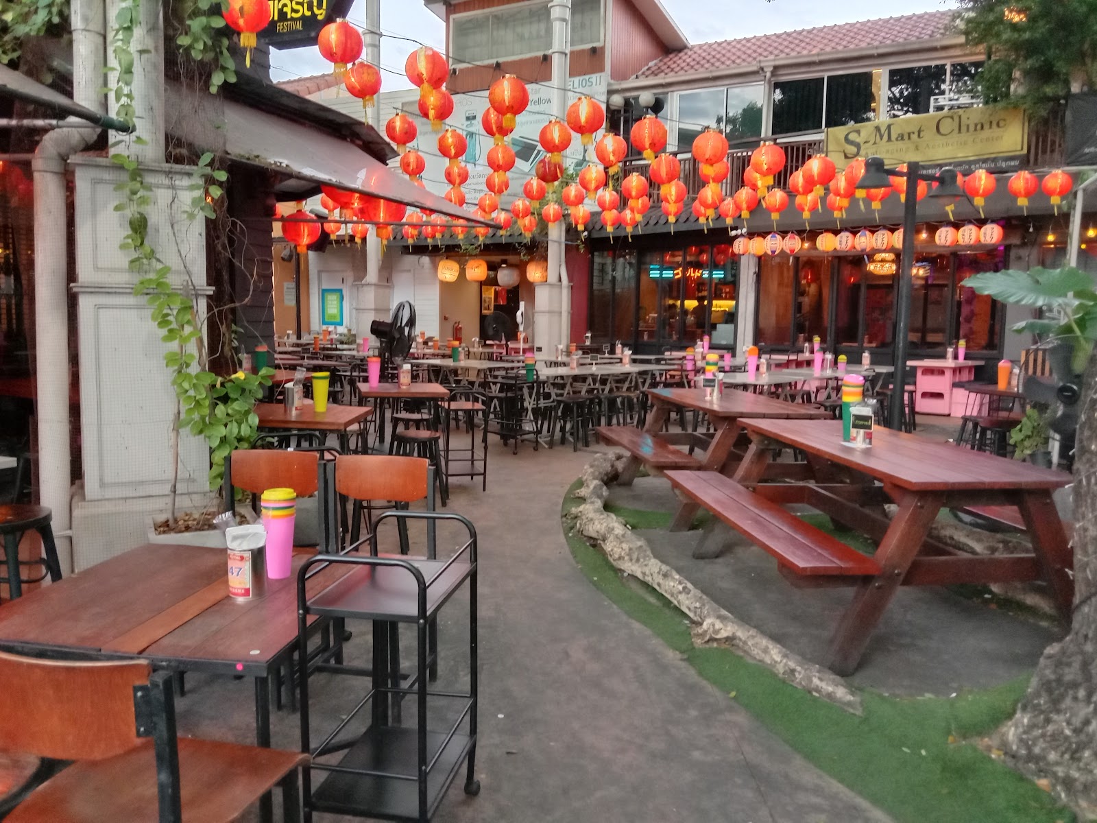 Cheonjaroen Festival