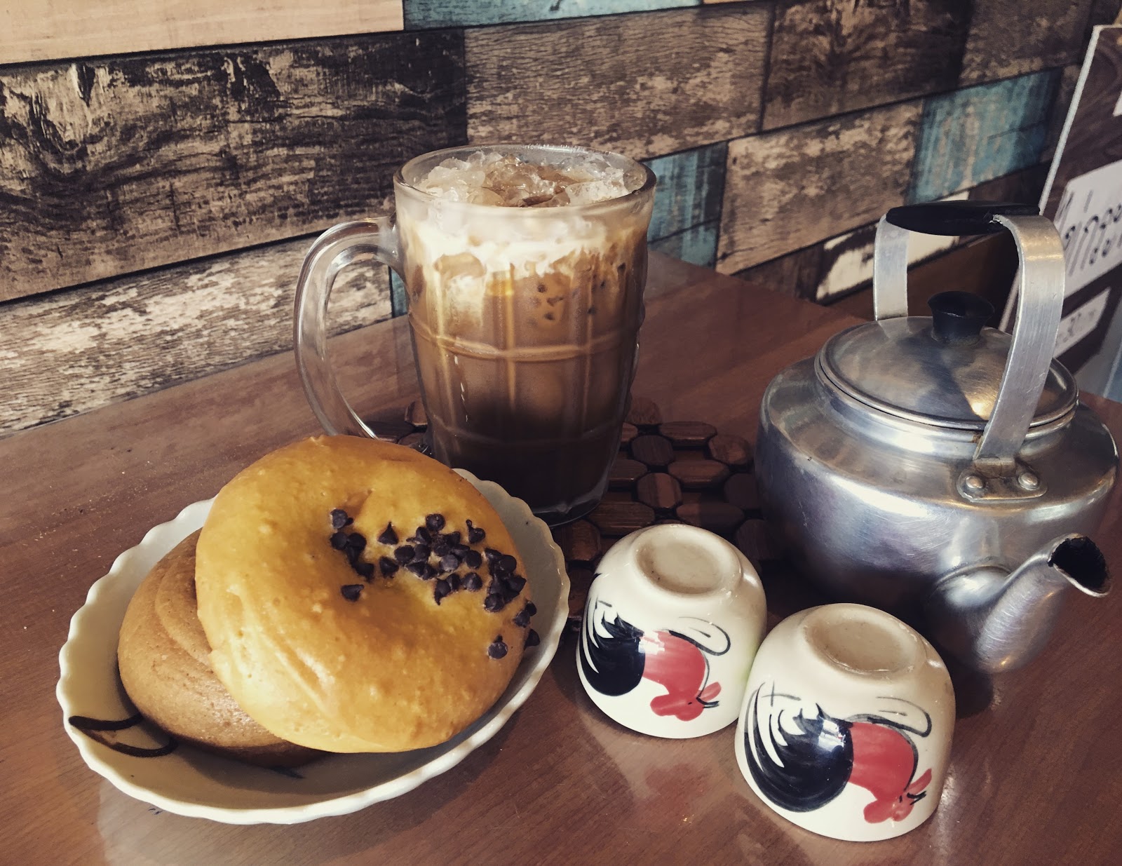 Ancient Coffee Friends