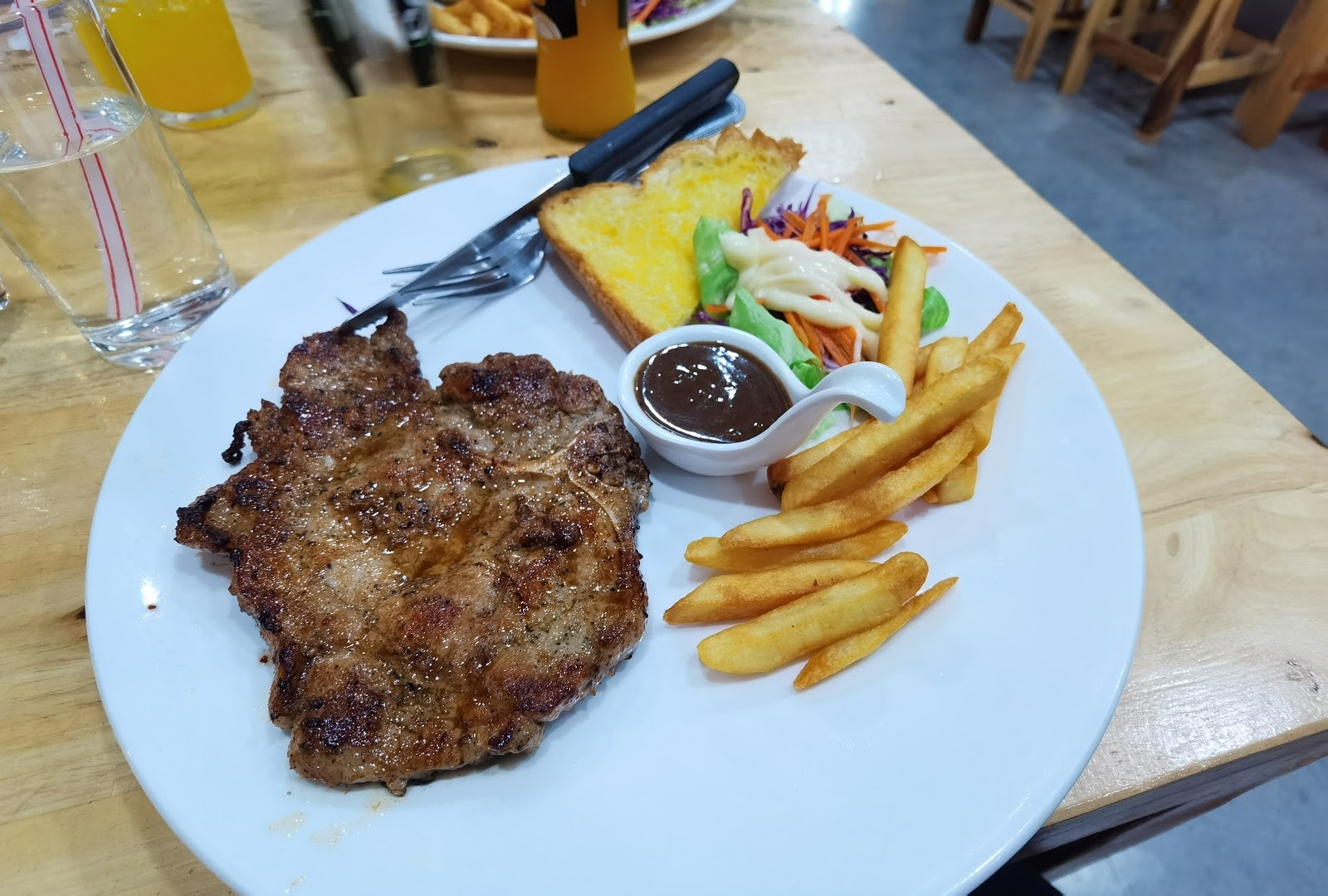 Jung Kraven Steak Restaurant