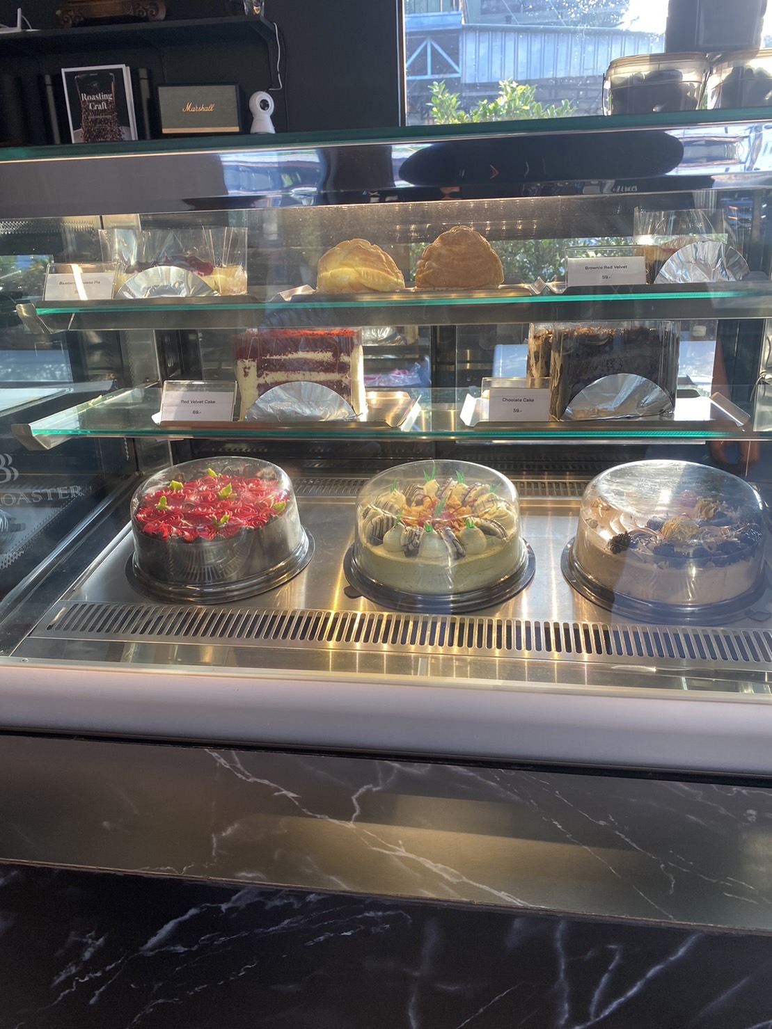 Birthday cake, cotton candy