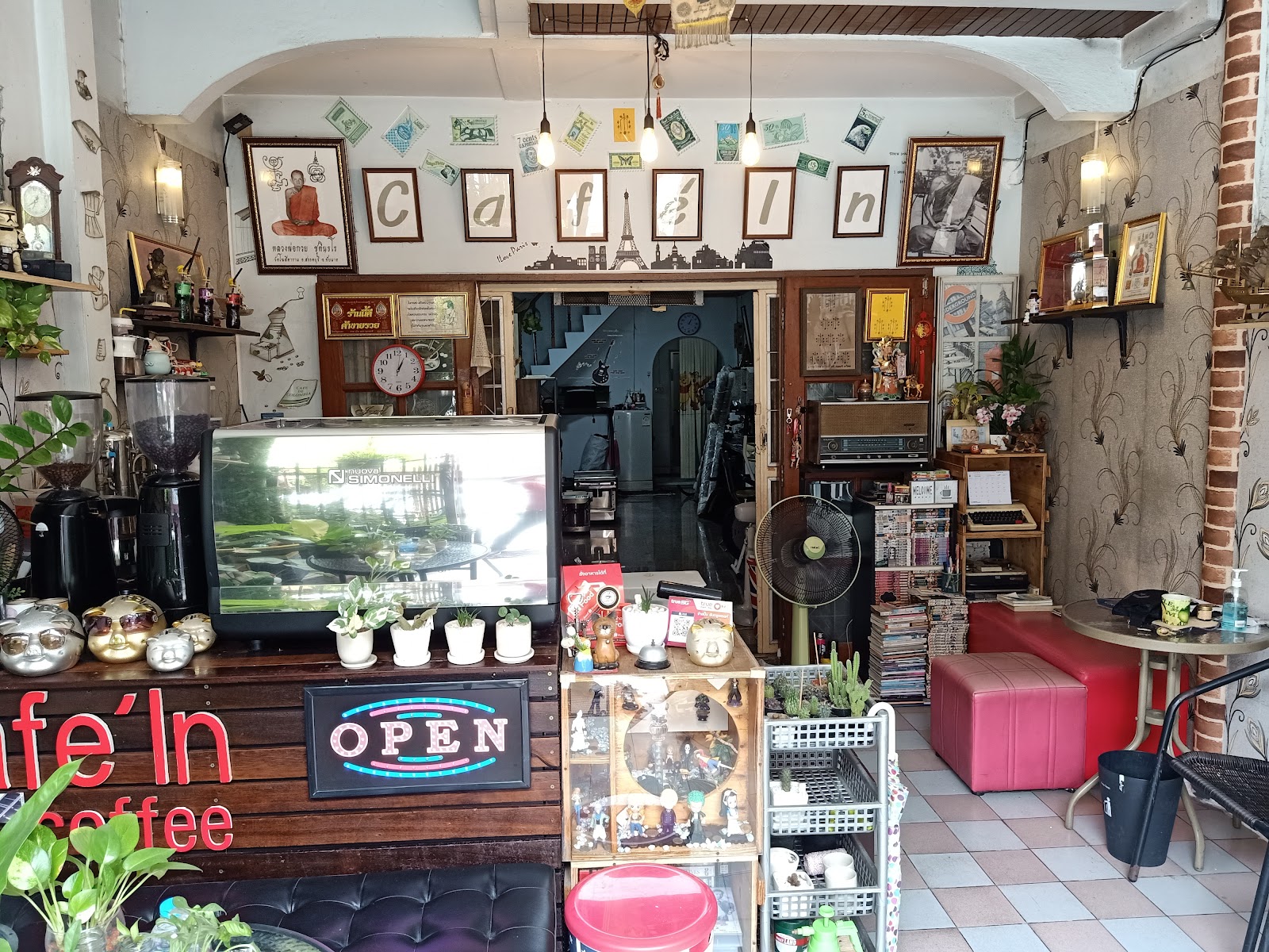 Caffeine Coffee Shop