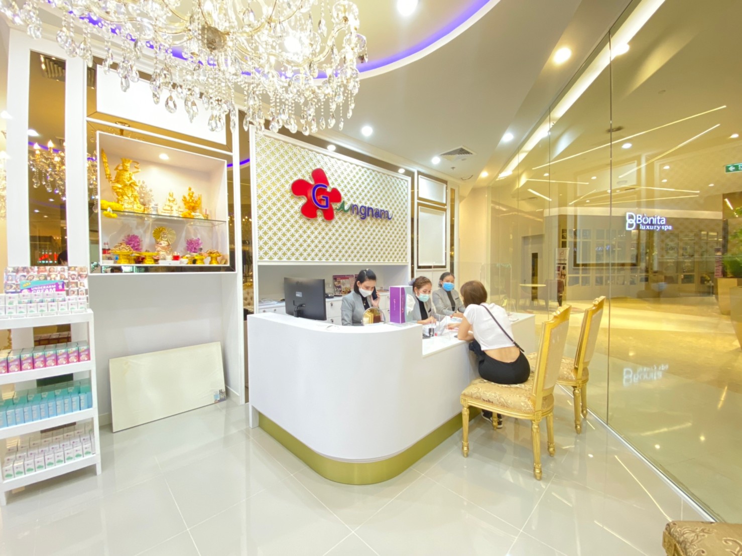 Gangnam Clinic The Crystal Ekkamai Rammintra