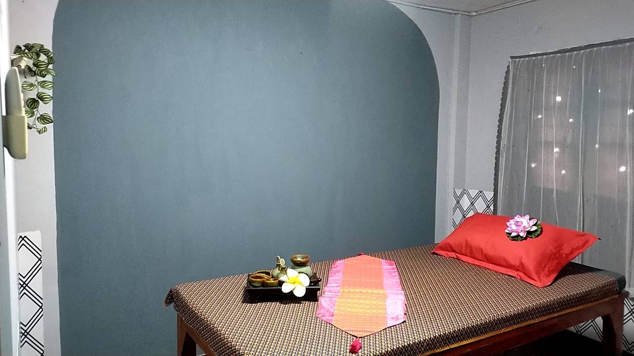 Lalampa Pho Khao Shop