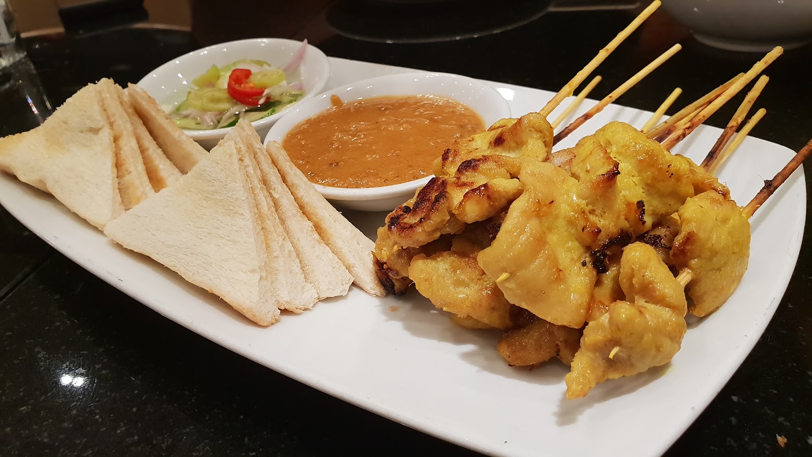 Mae Sri Luang Kitchen (Sukphaiban 3)