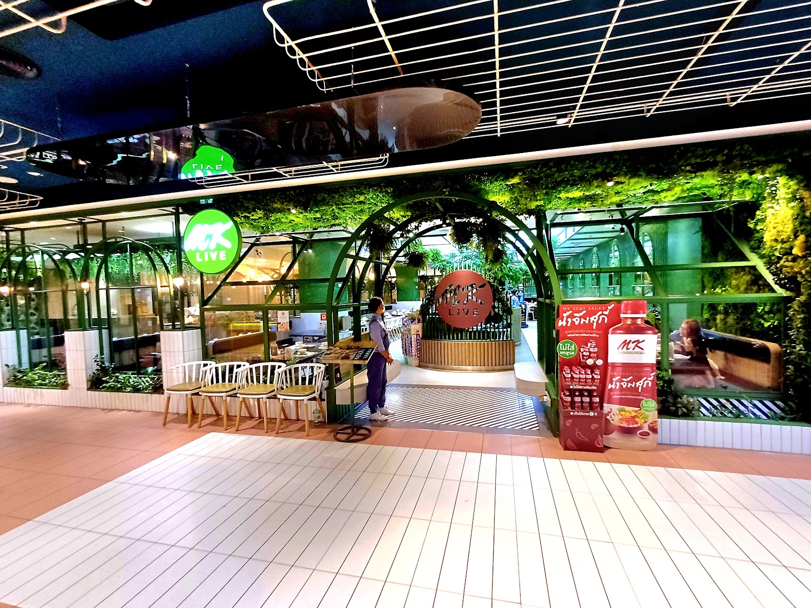 MK Live Central World