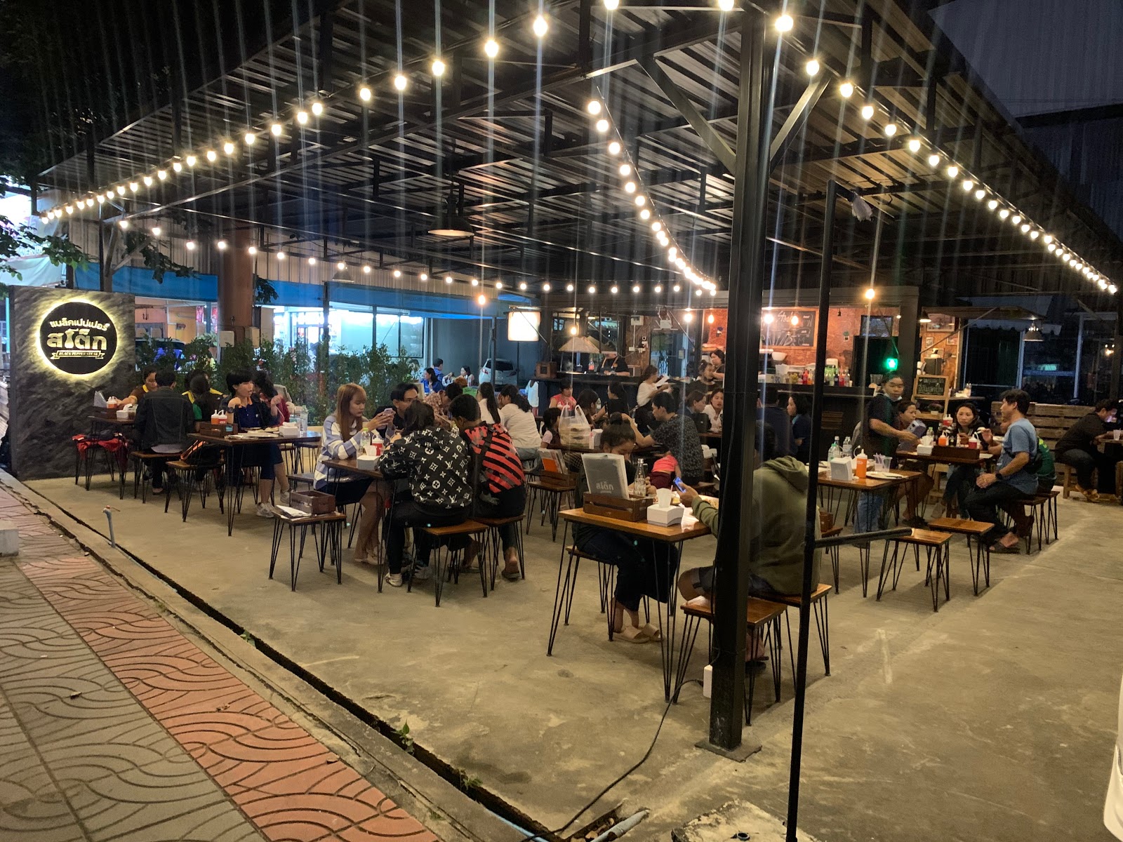 Black Pepper Steak, Brunch 2, Minburi