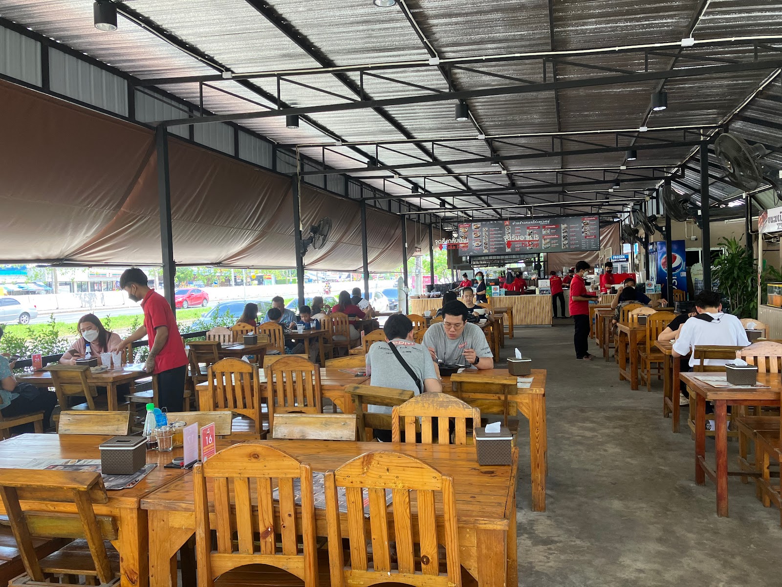 Krua Zawes Chicken Restaurant Ratchaphruek