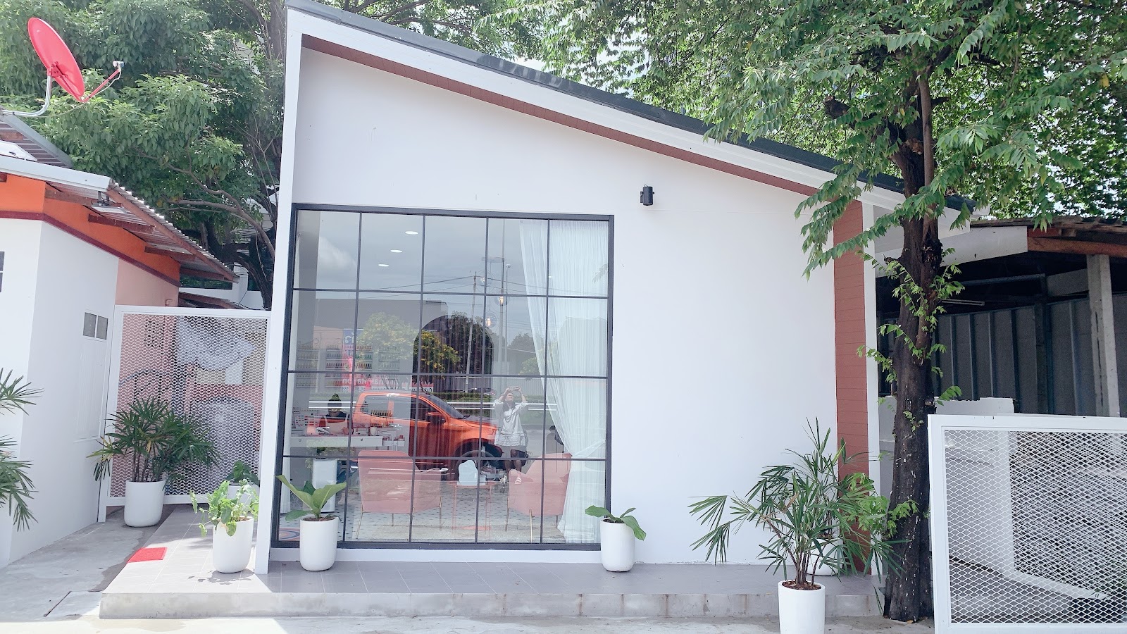 B.ROSÉ FAICHAI Nail & Spa B.ROSÉ Nail Salon, Fai Chai Junction, Ratchapruek, Charansanitwong