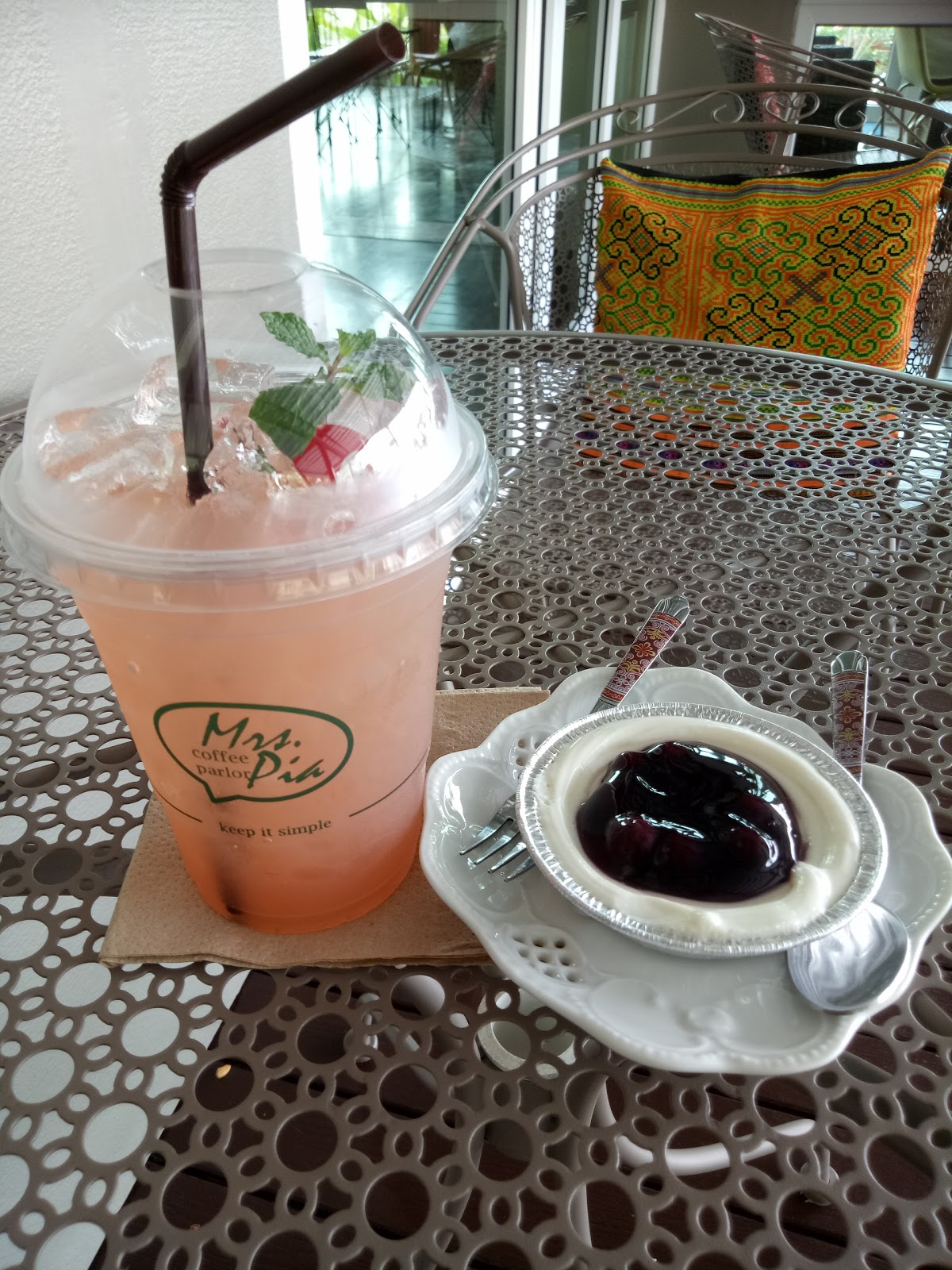 Mrs. Pierce the Coffee Parlour.