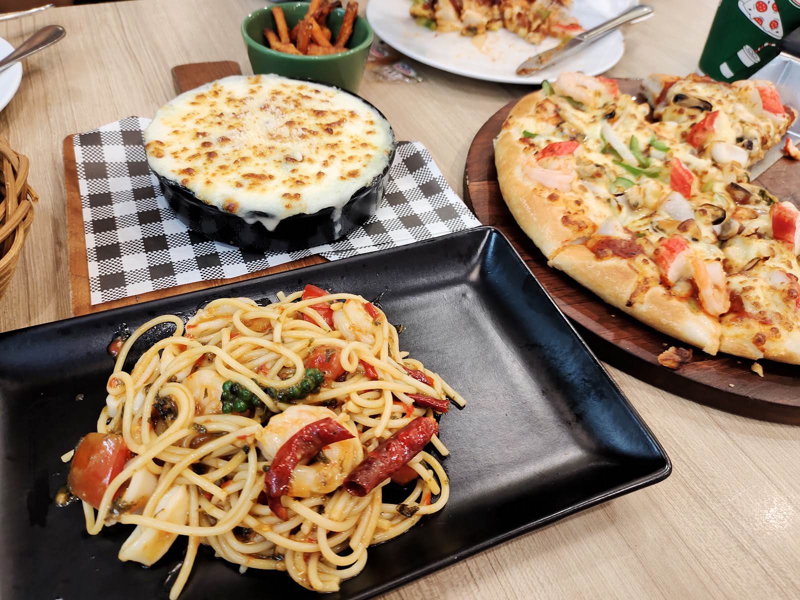 The Pizza Company Robinson Latkrabang