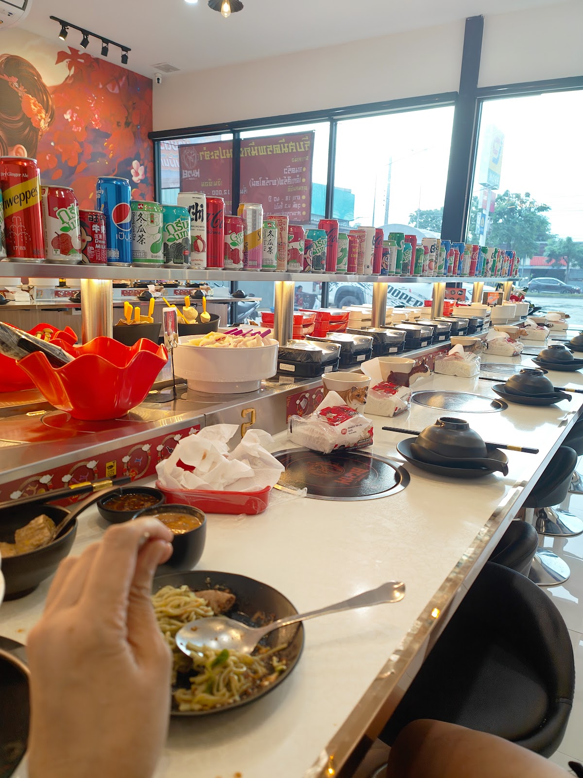 Mueh Inter (Food &#038; Cafe)