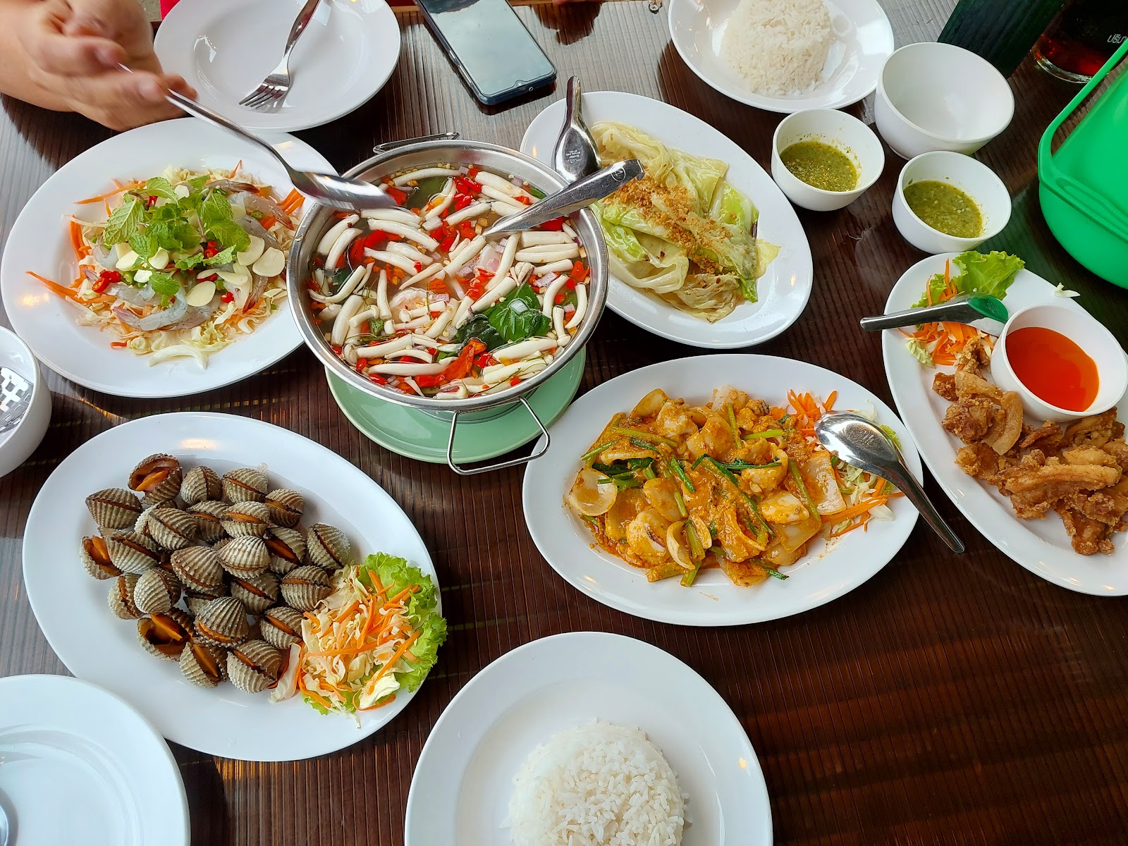 Suan Kanab Klong Seafood