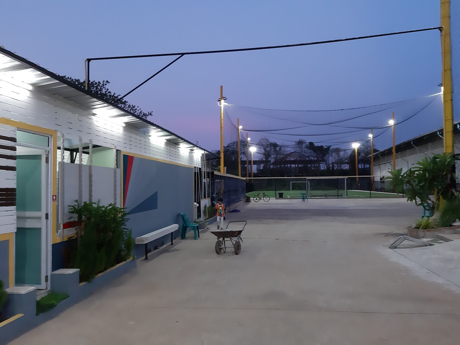 LEO 2018 FOOTBALL CLUB (Leo 2018 Football Club)