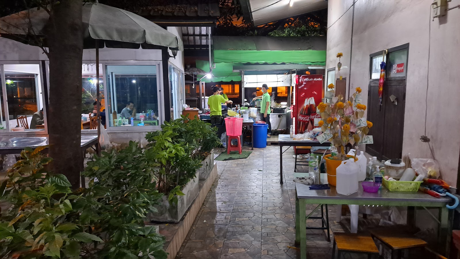 Rad Na Tarin Chan Branch 2