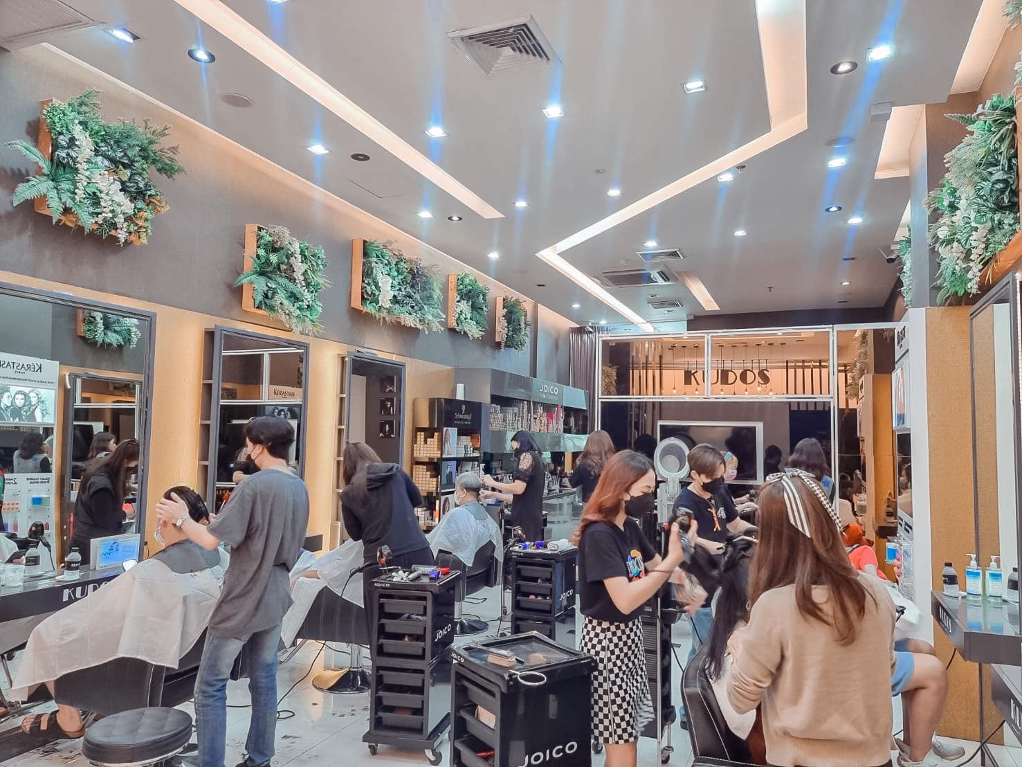 Praise from Tarakorn Crystal Ramintra