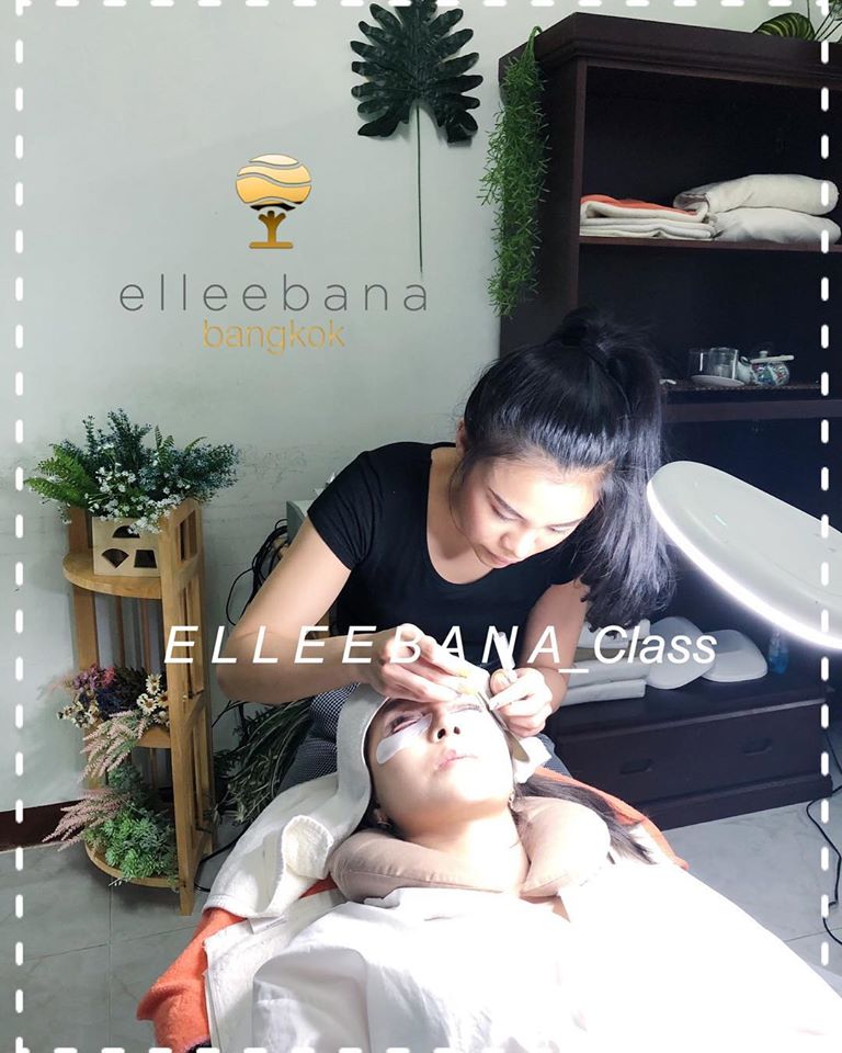 Elleebana bkk teaches and provides professional eyelash lifting services with European and Korean techniques.