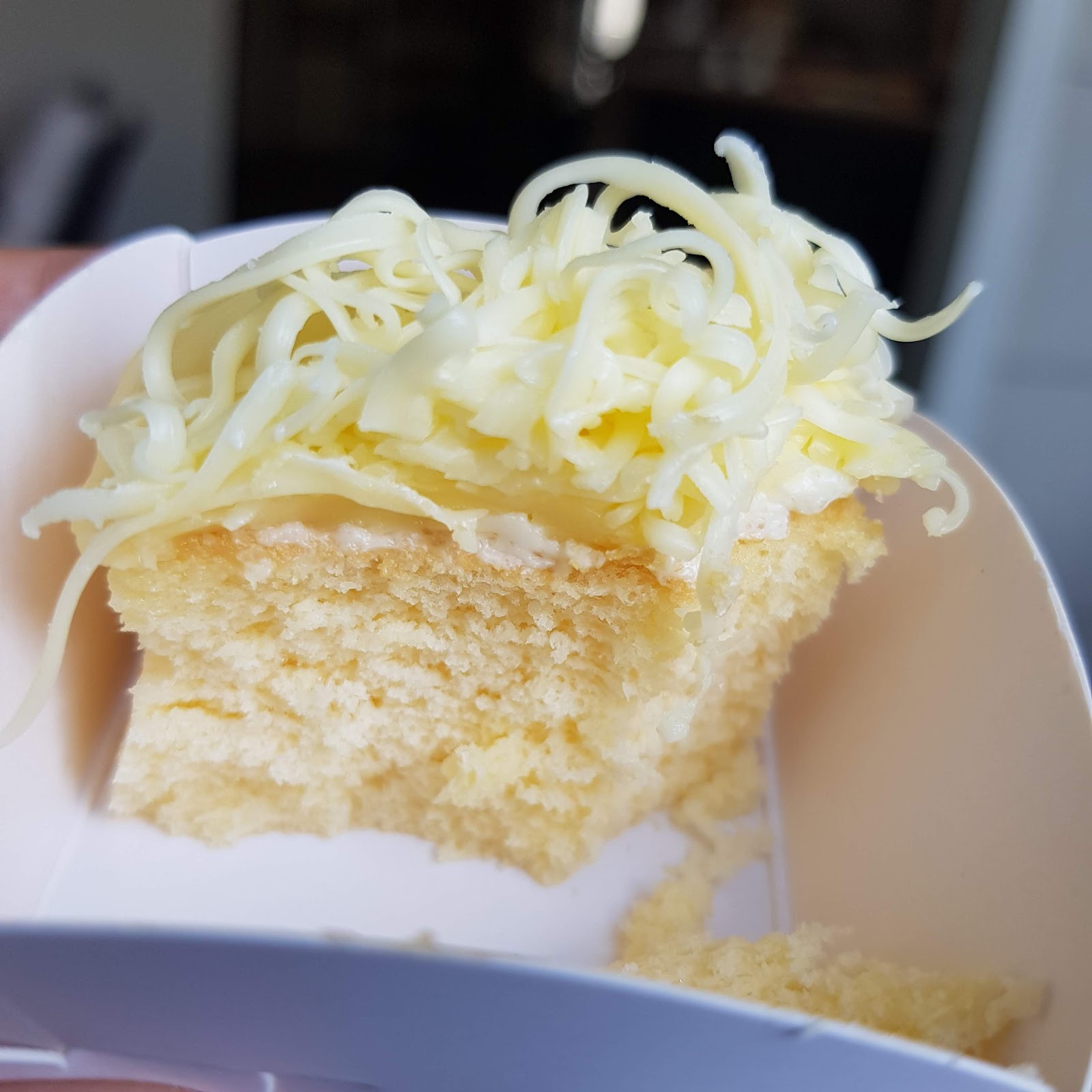 molly Bakery & Cafe