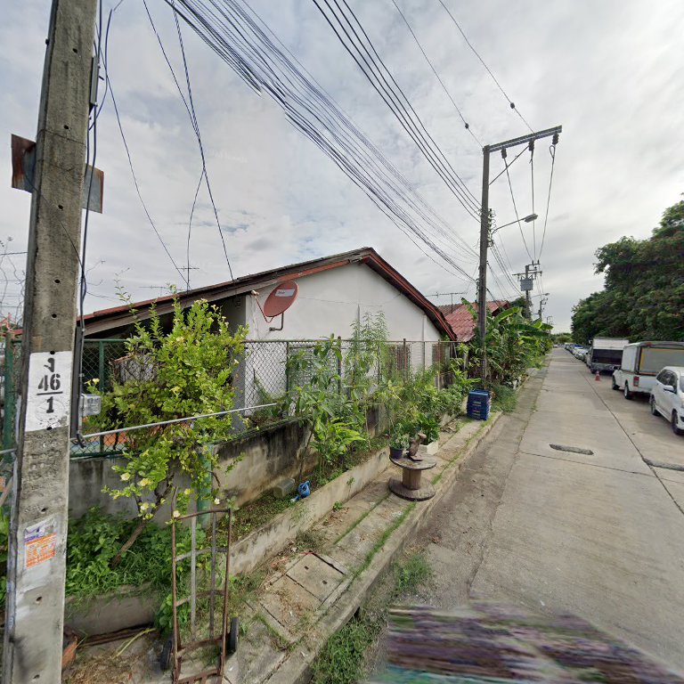 Traditional masseuse Khun Daeng