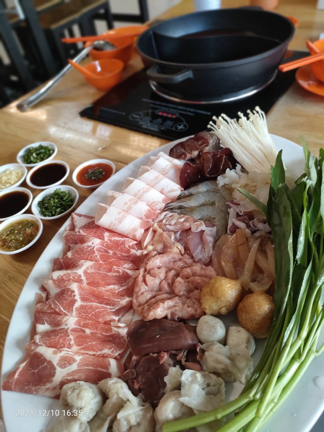 18 Mongkut&#8217;s Suki Shabu (Lamb 2)