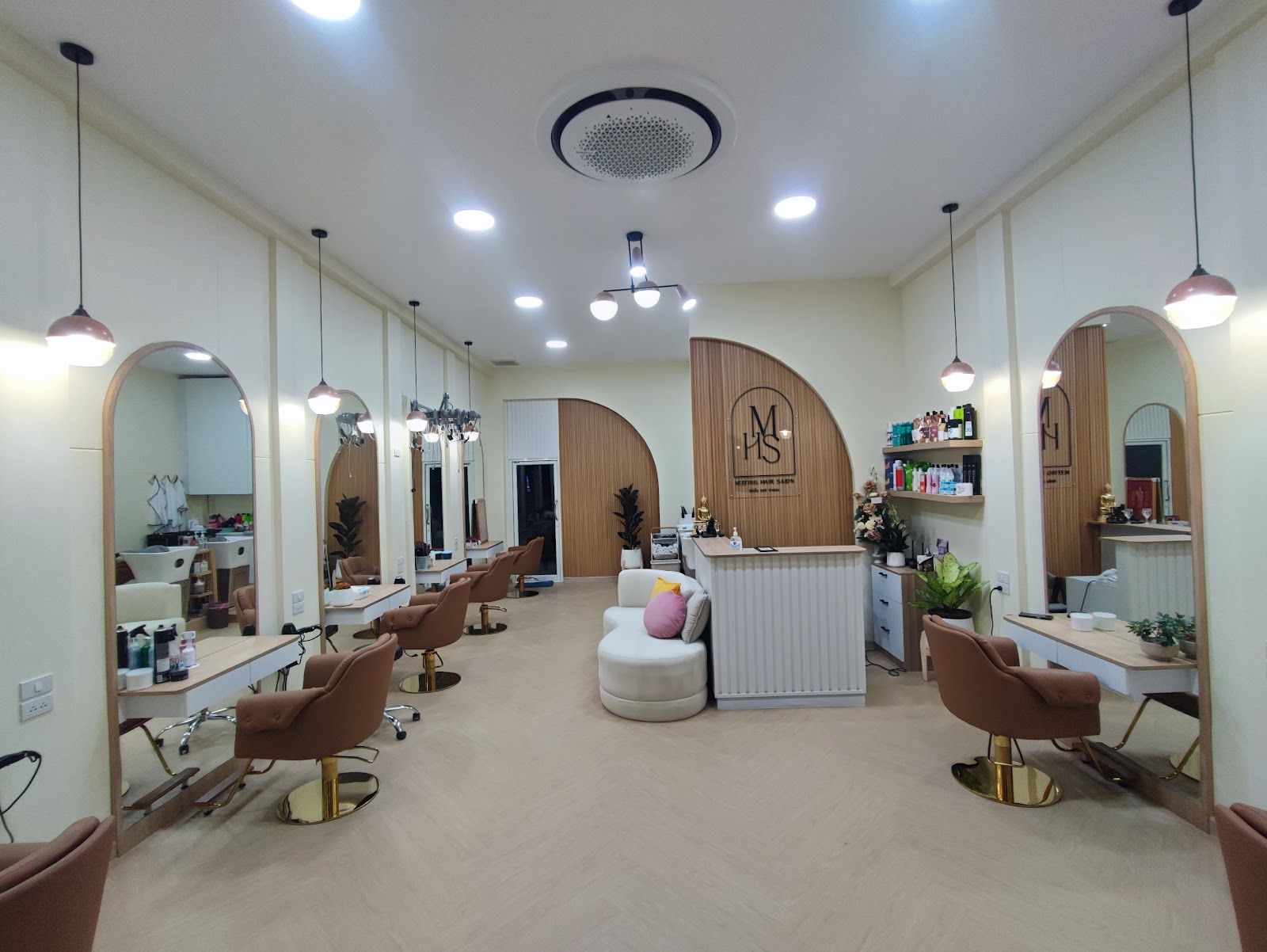 Meeting Hair Salon (Pinklao)