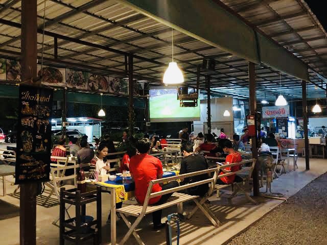 Zaab Nua Pa Ploen Restaurant at Klong Tan Police Station