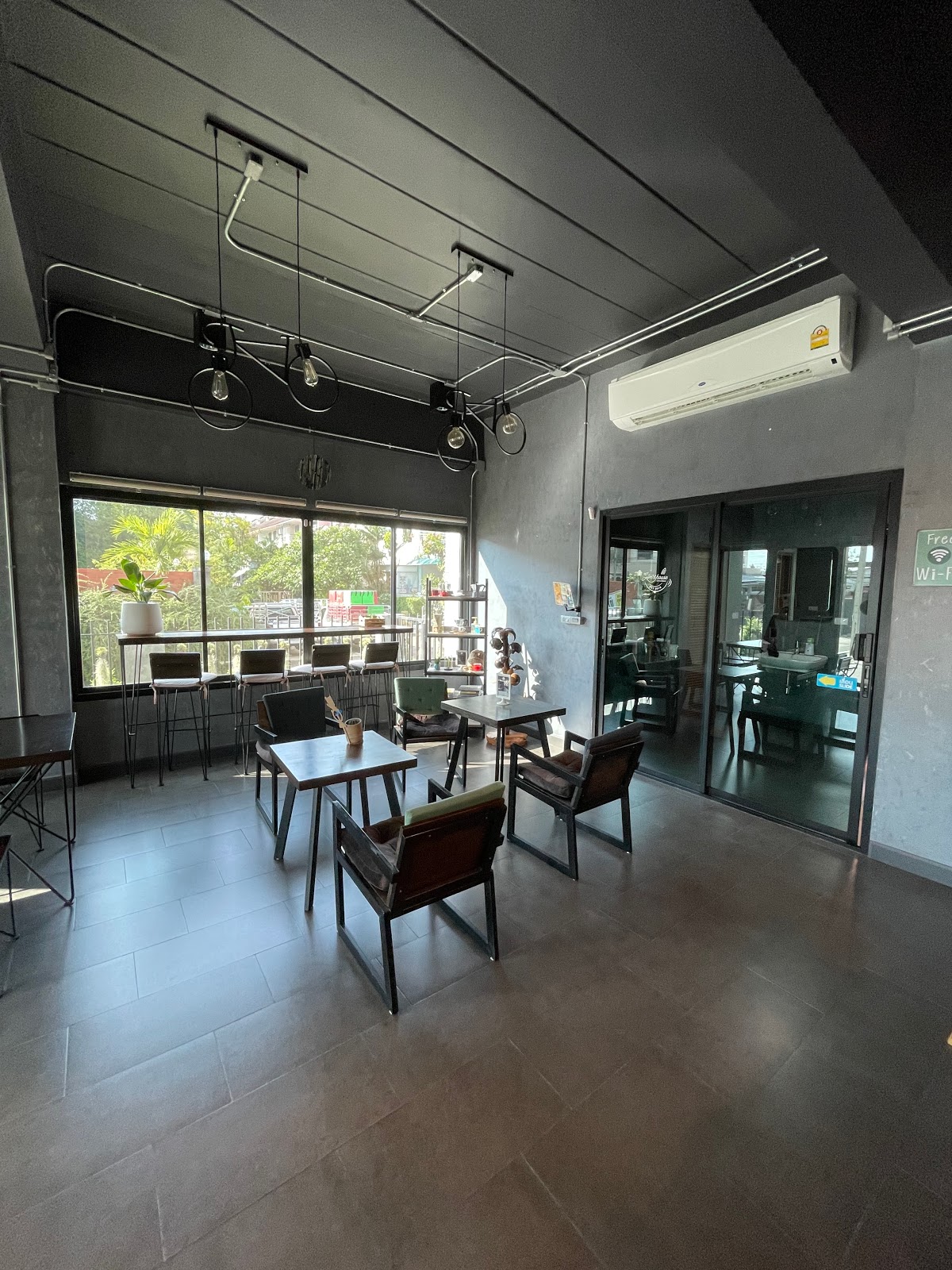 Jim’s House Cafe & Space Ekachai 130