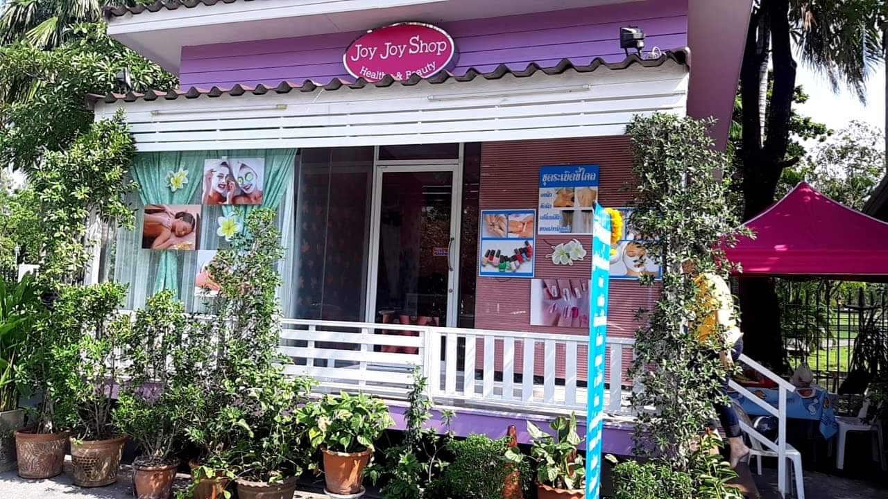 Latfa Nail & Spa