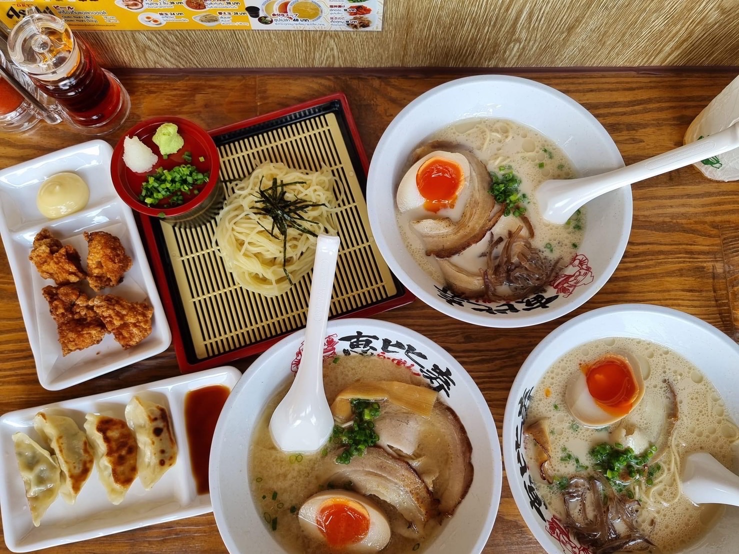 Ebisu Ramen HAKATA JAPAN – Ebisu Ramen Nakniwat Branch – Chokchai 4