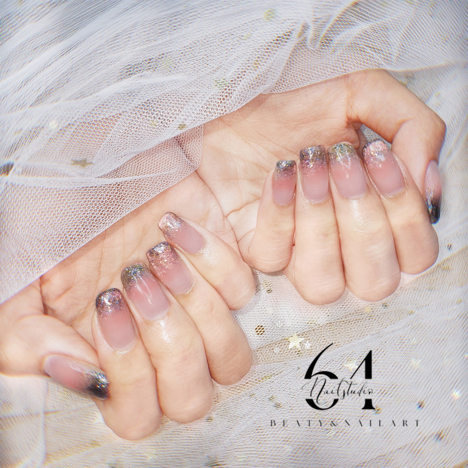64 Nail Studio