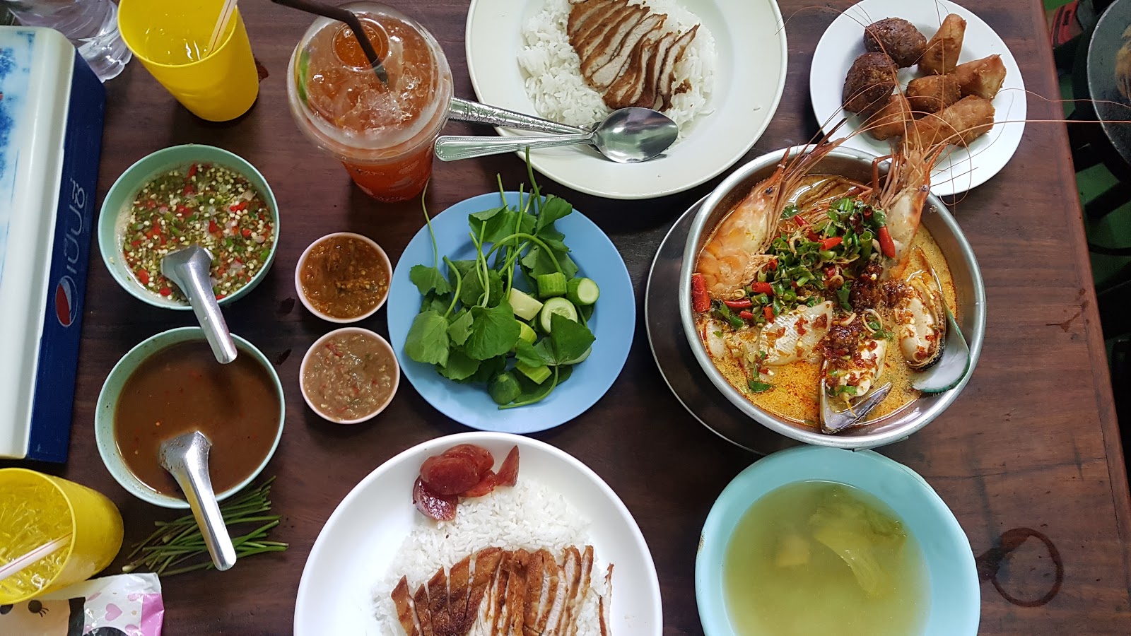 Stir-fried pork with bang cake