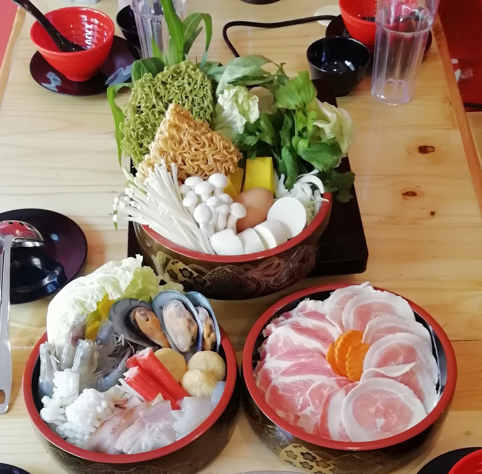 Suzaku Shabu Buffet