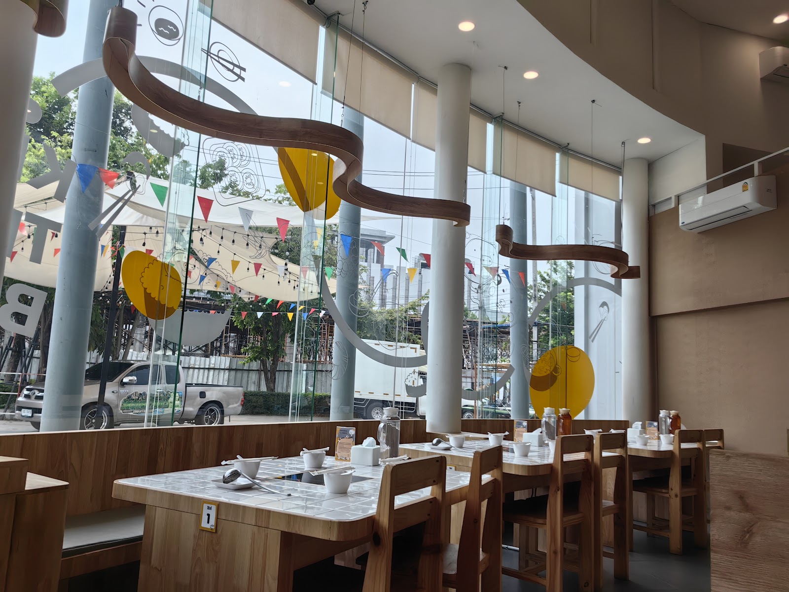 Kinz the Pig PTT Chaengwattana