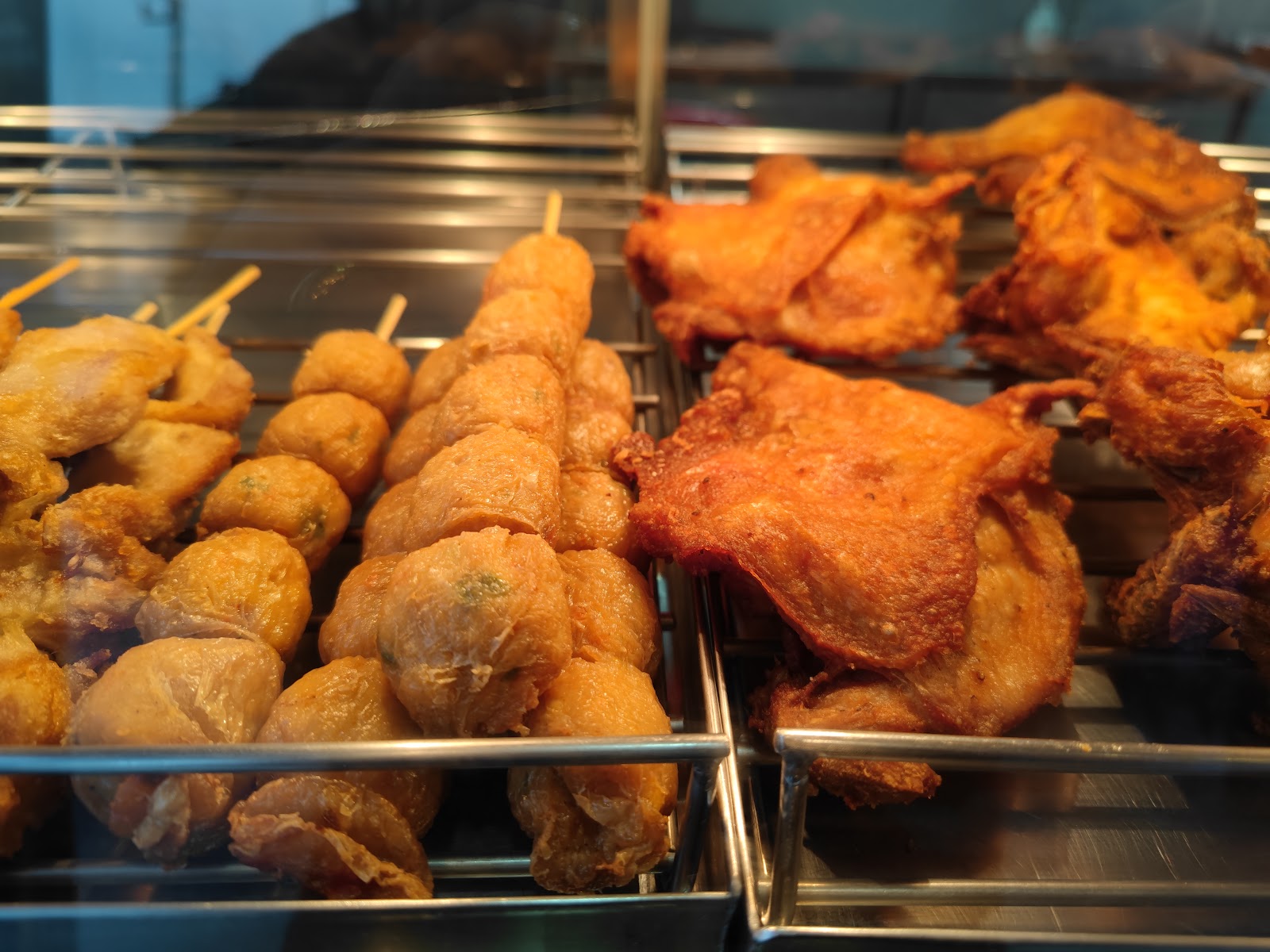 Kaiyan 5 Star, Soi Kanchanapisek 4