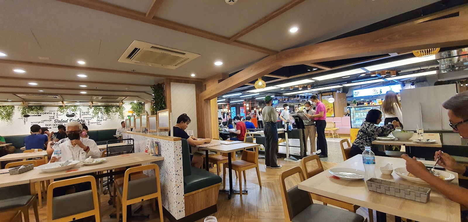 Salad Factory – Central Ladprao