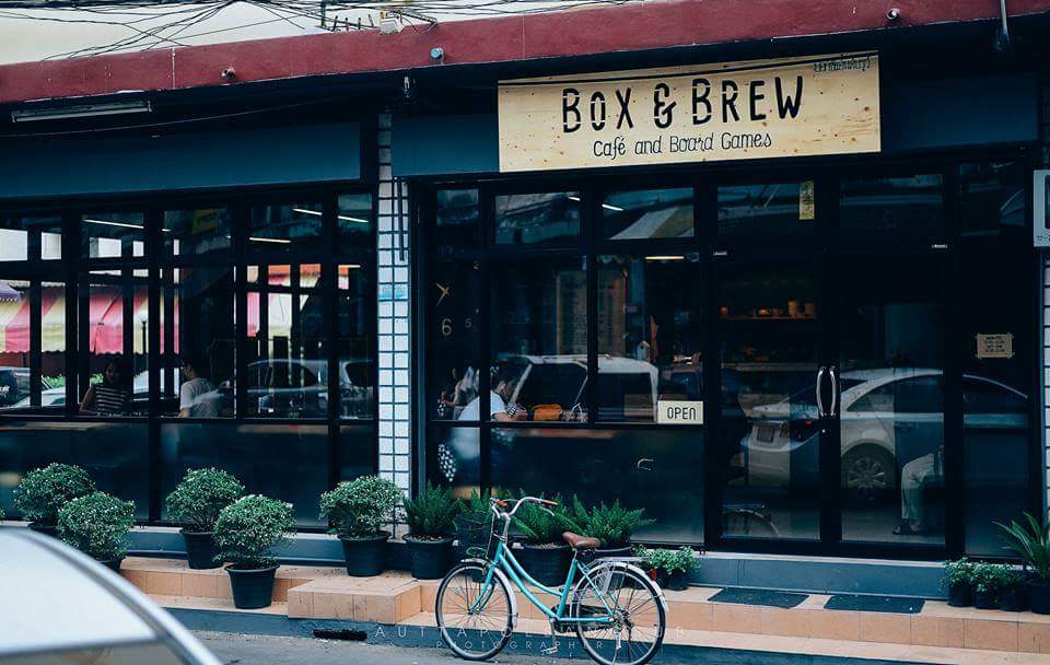 Box &#038; Brew Café and Board Games