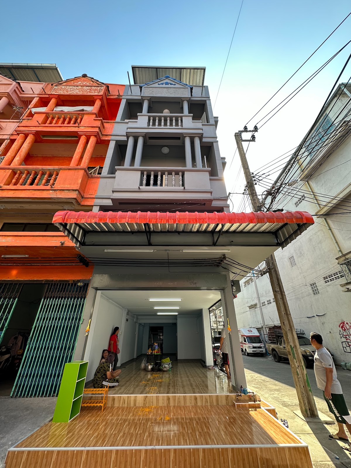 Grandma Aoi’s little house is for sale ️