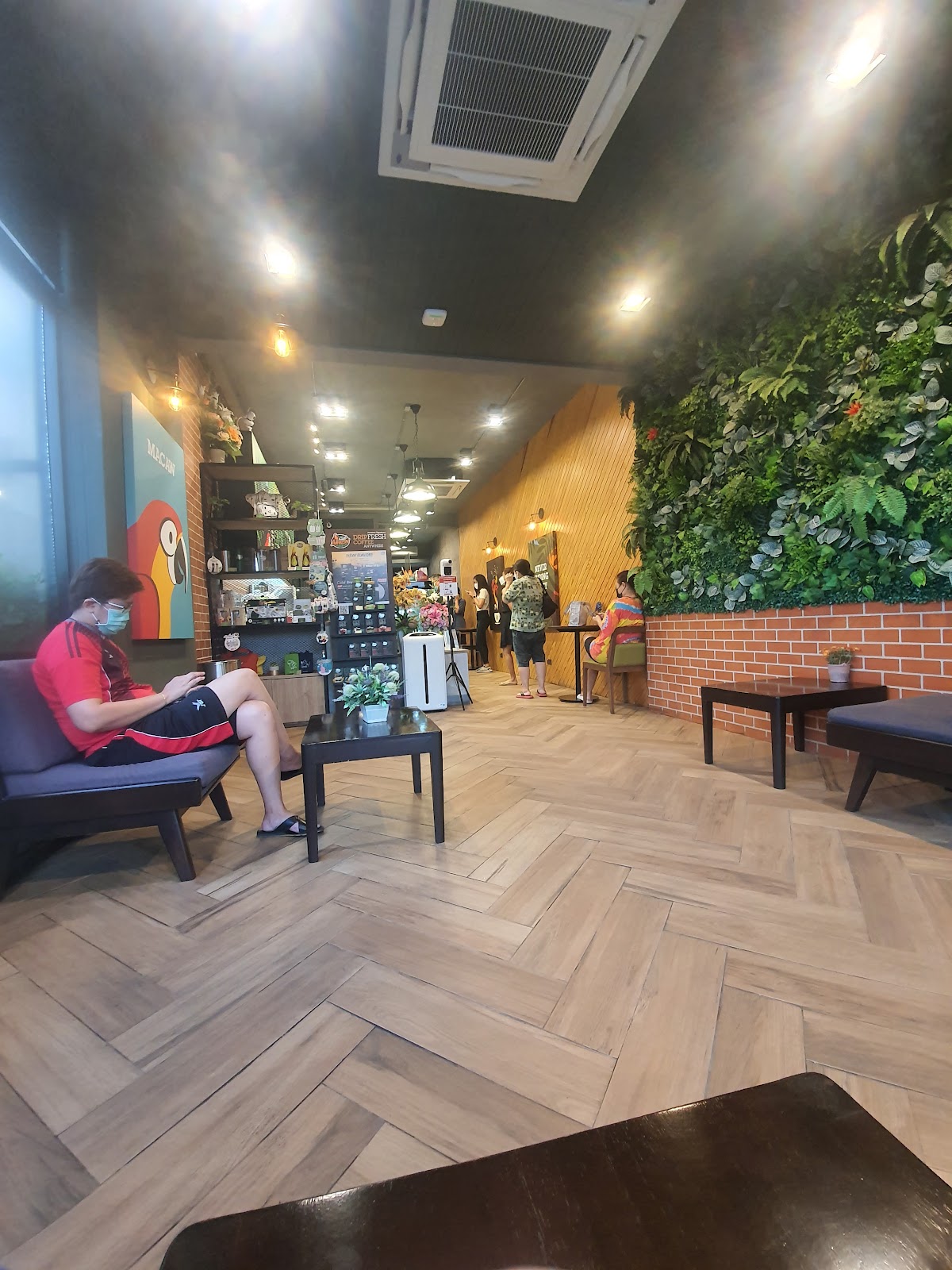 Cafe Amazon Klong Sam Wah