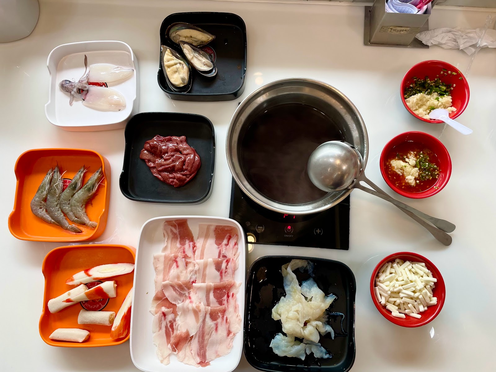 Suki Tinoy Phahonyothin 19