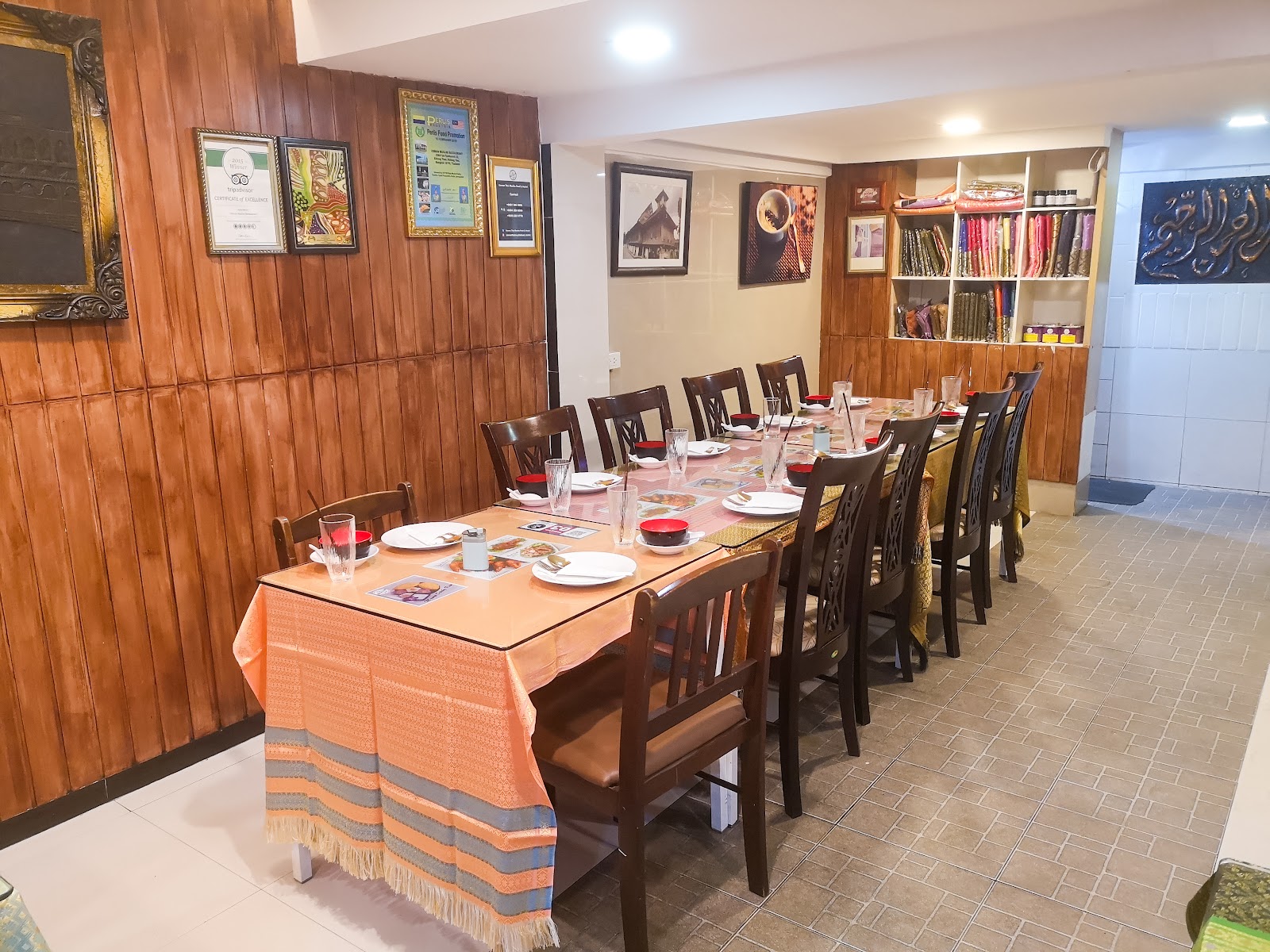 Usman Thai Islamic Cuisine (Halal)