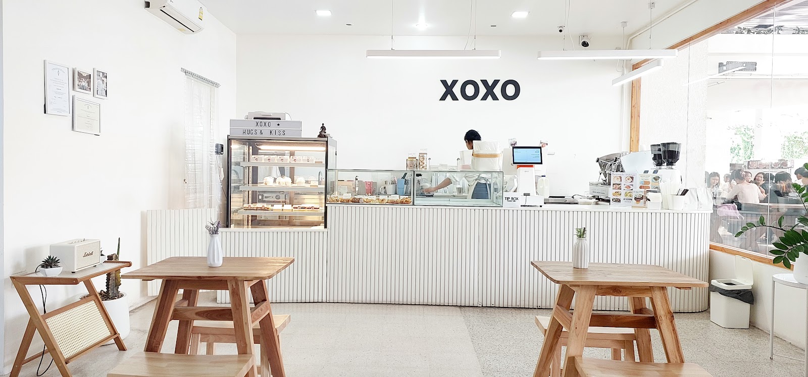 XOXO hugs and kisses