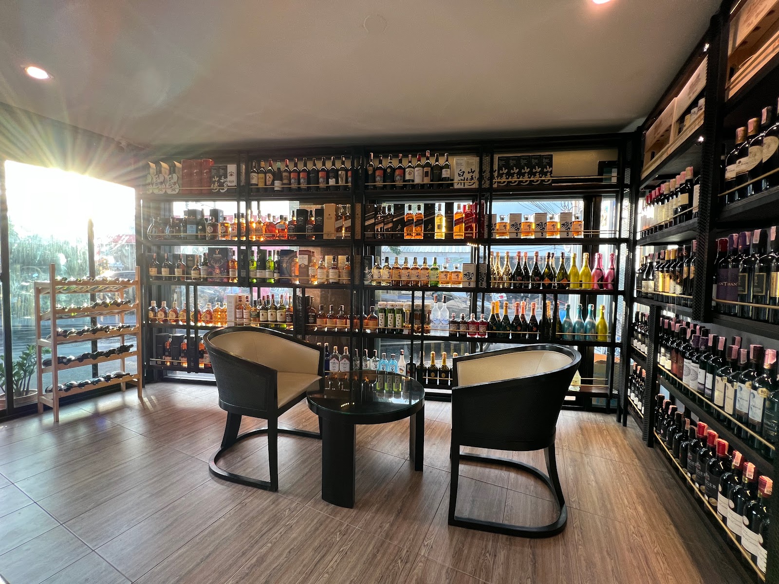 Ricco Wine Cellar and Cafe