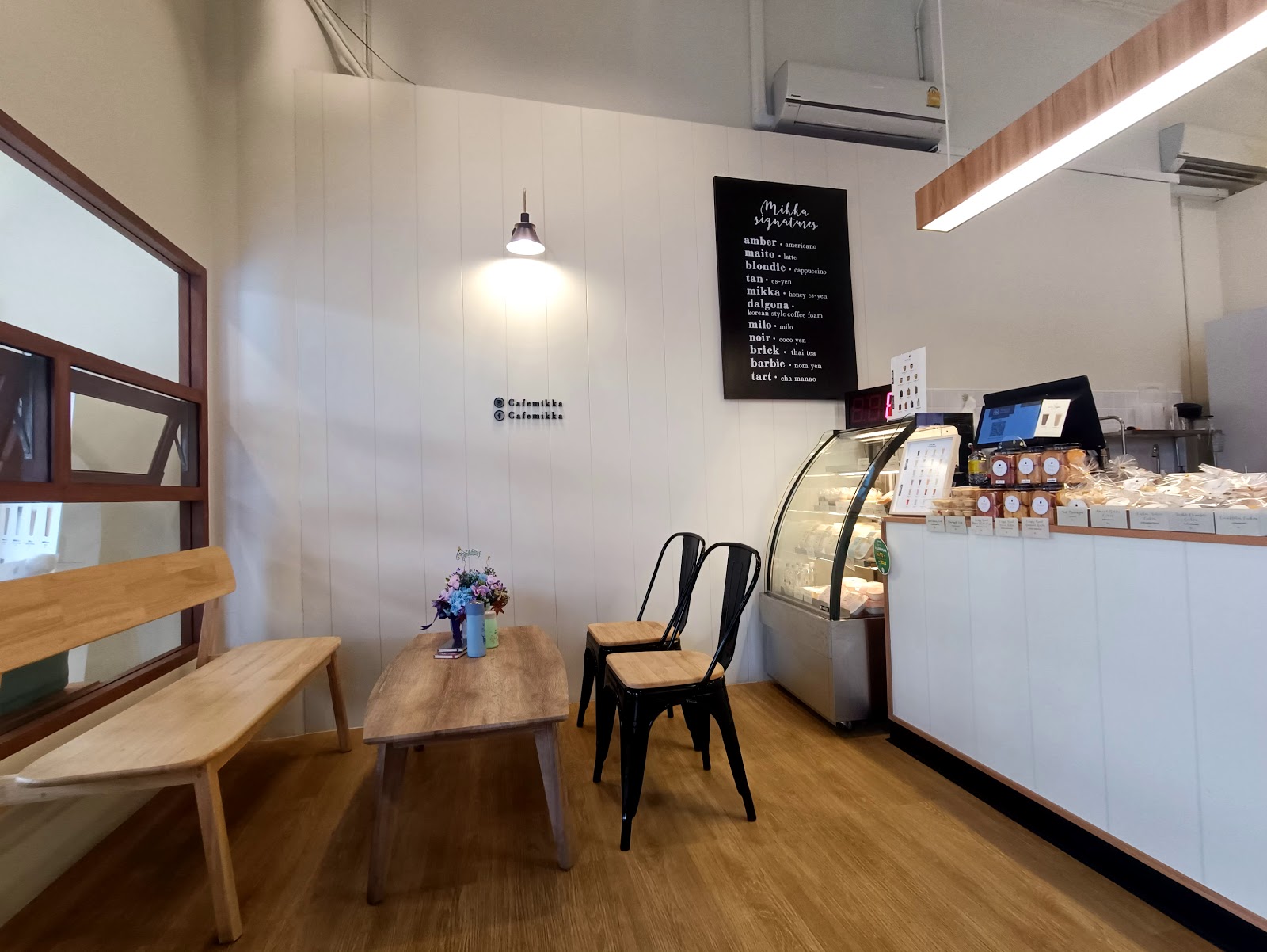 Mikka Cafe Chewa Thai